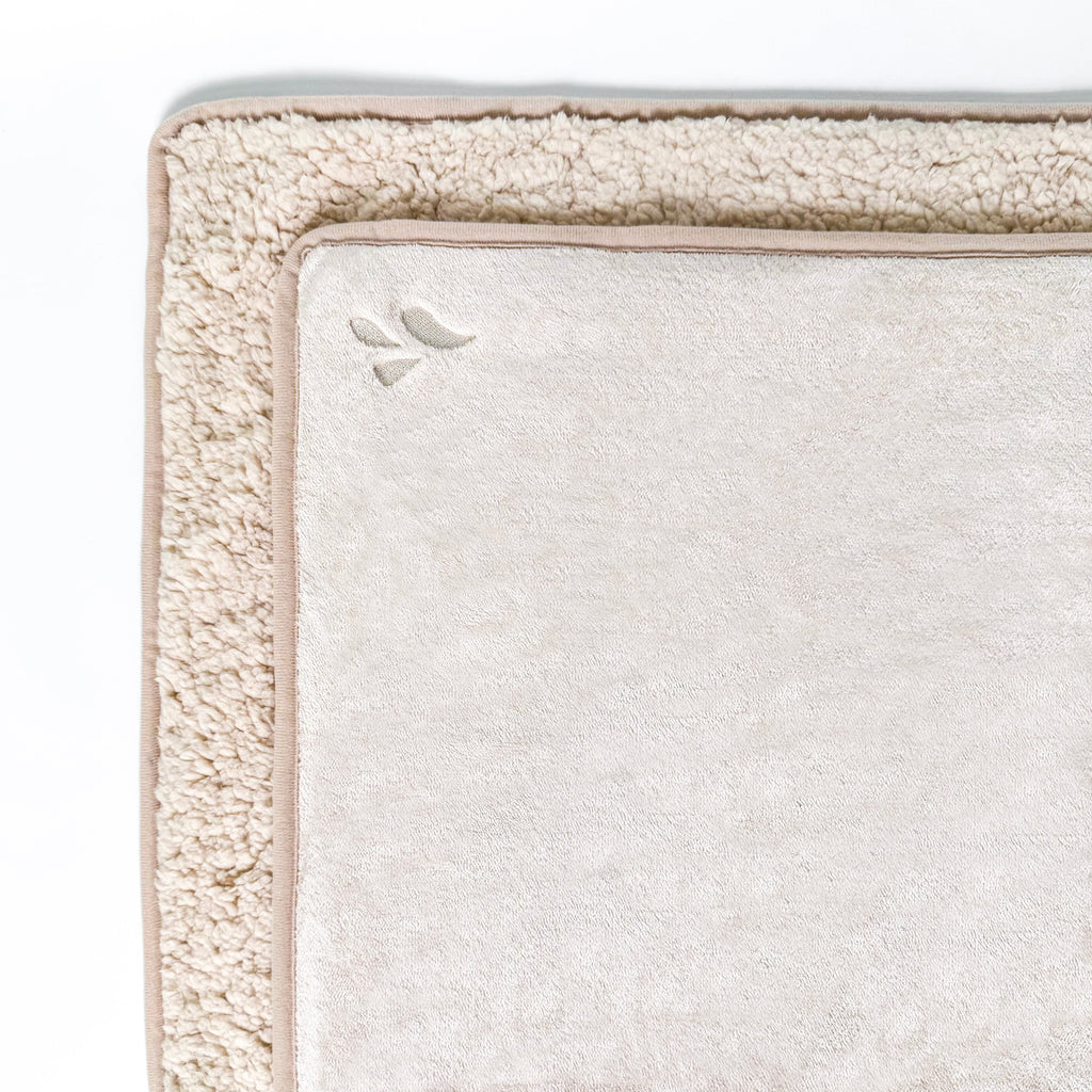 Waterproof Splash Blanket™ - Champagne The OG